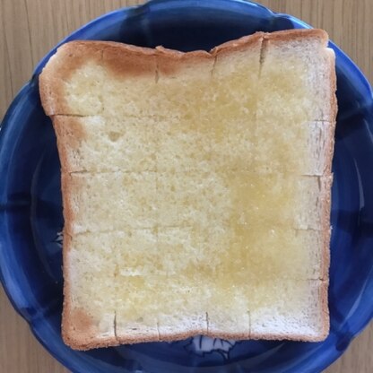 身近な材料で簡単に作れました！
焼き立てはマーガリンの風味がふわっと、
食べ進めるにつれて、サックリ感が増して
食感の変化も楽しめました。